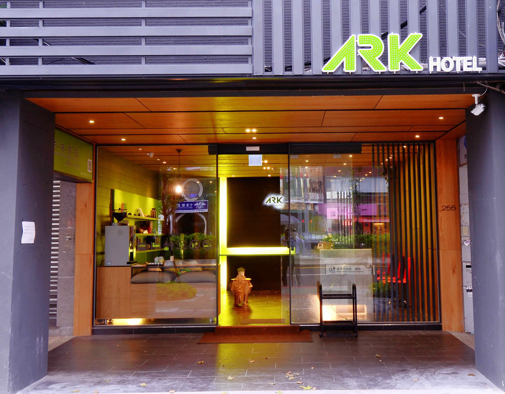ARK Hotel - Dongmen Tajpej Buitenkant foto
